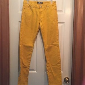 Jeans, never worn , 7 juniors